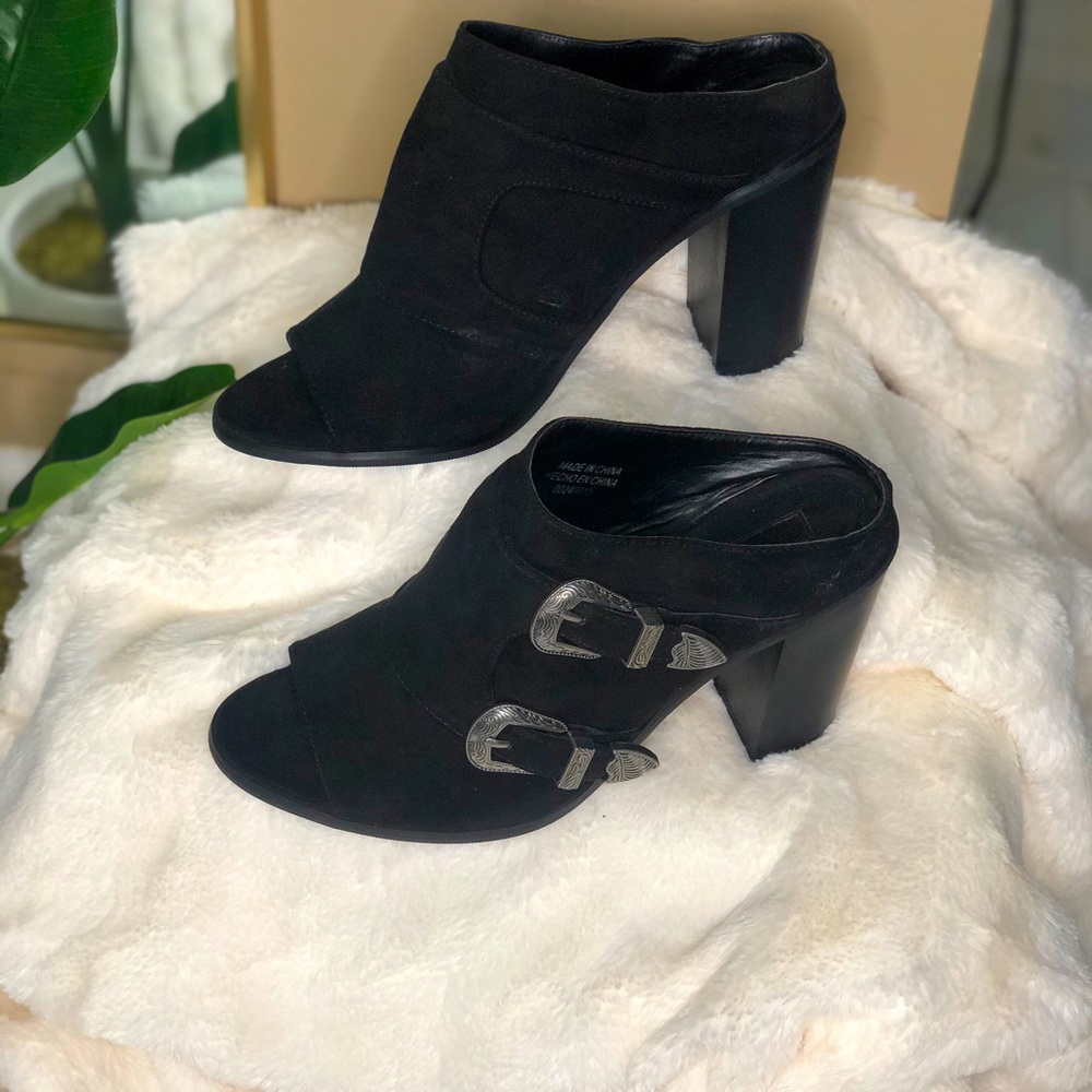 (SIZE: 9) WORN ONCE! Forever 21 Black Open Toe
